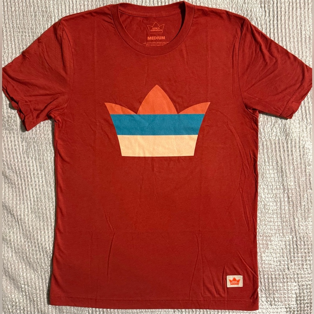 Kings Hawaiian Crown Logo Graphic T Shirt Red Medium Super Soft NWOT Food Tee